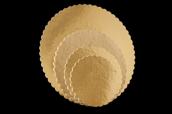 Tortaalátét Prémium kollekció – Vastag, kerek, hullámos szélű 26 cm