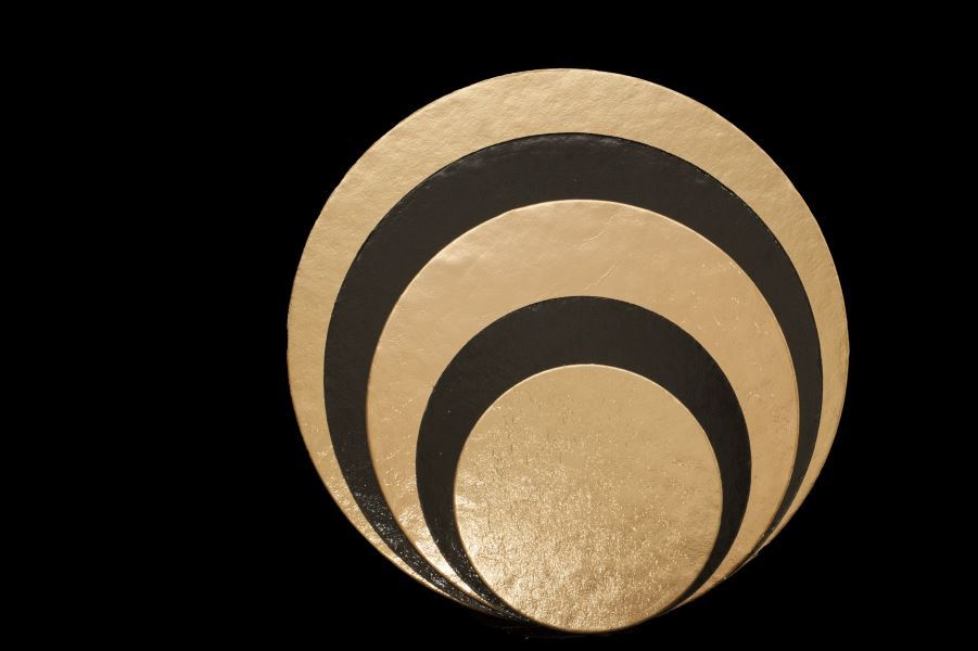 Tortaalátét Black and Gold kollekció – Vastag,  kerek 30 cm