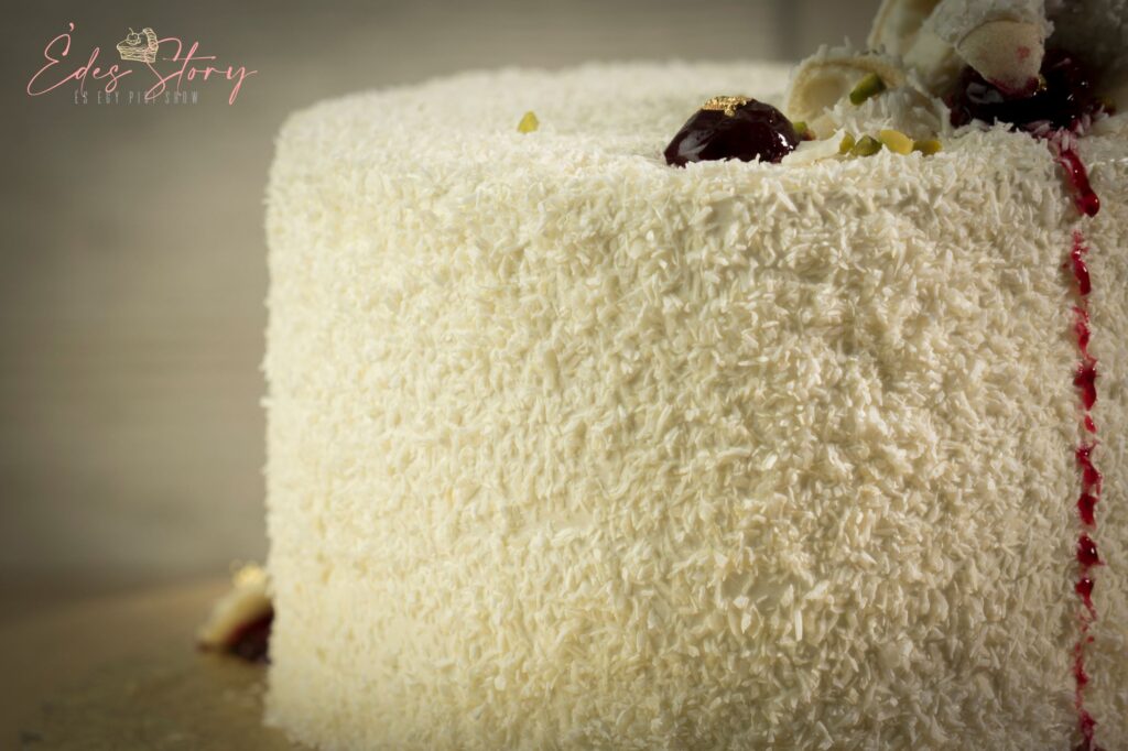 Kókusztorta Meggyzselével