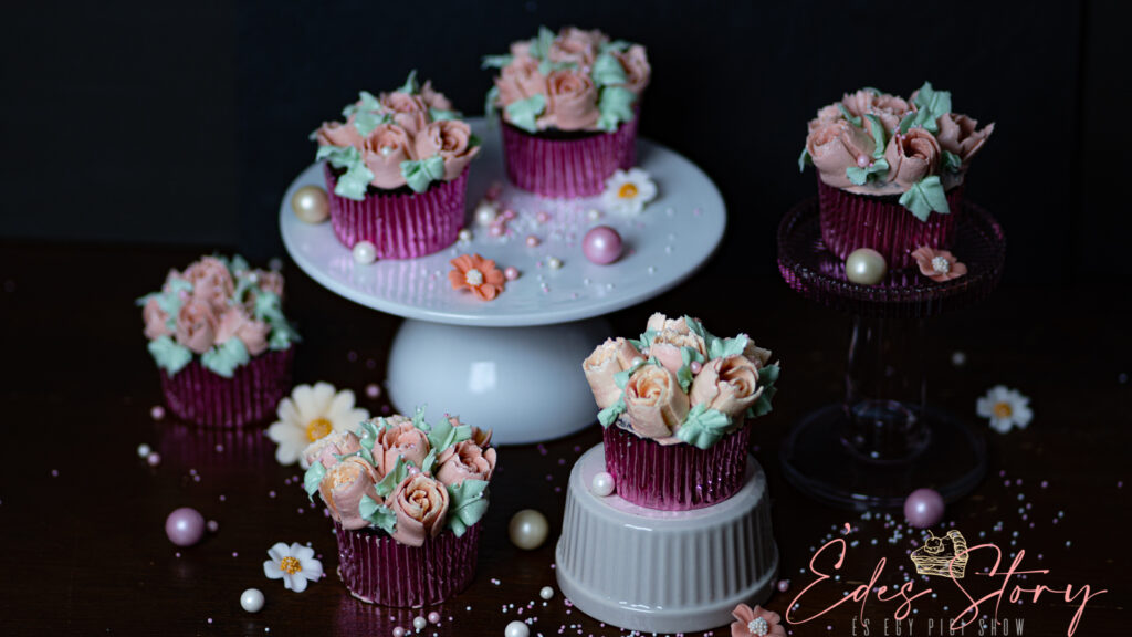 Orosz dekorcsővel készített vajkrém virág