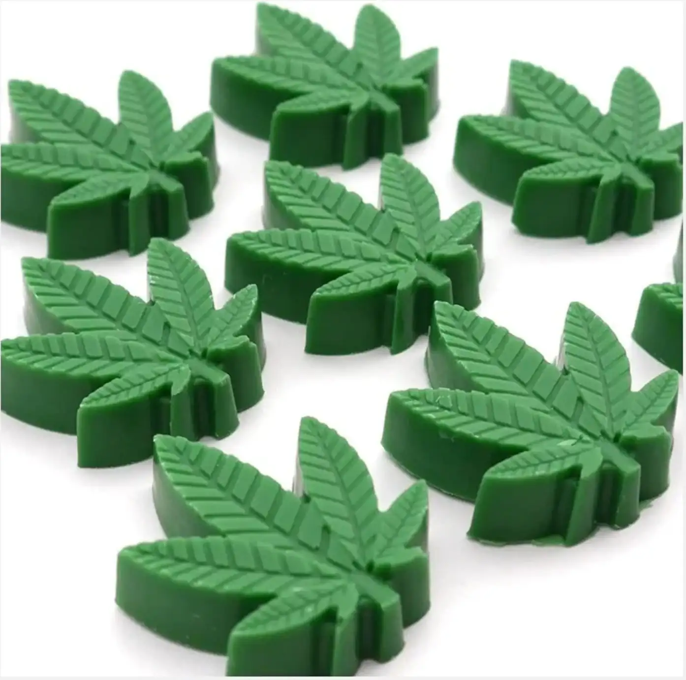 Szilikon bonbon és csokoládé forma – Cannabis levelek - Image 4