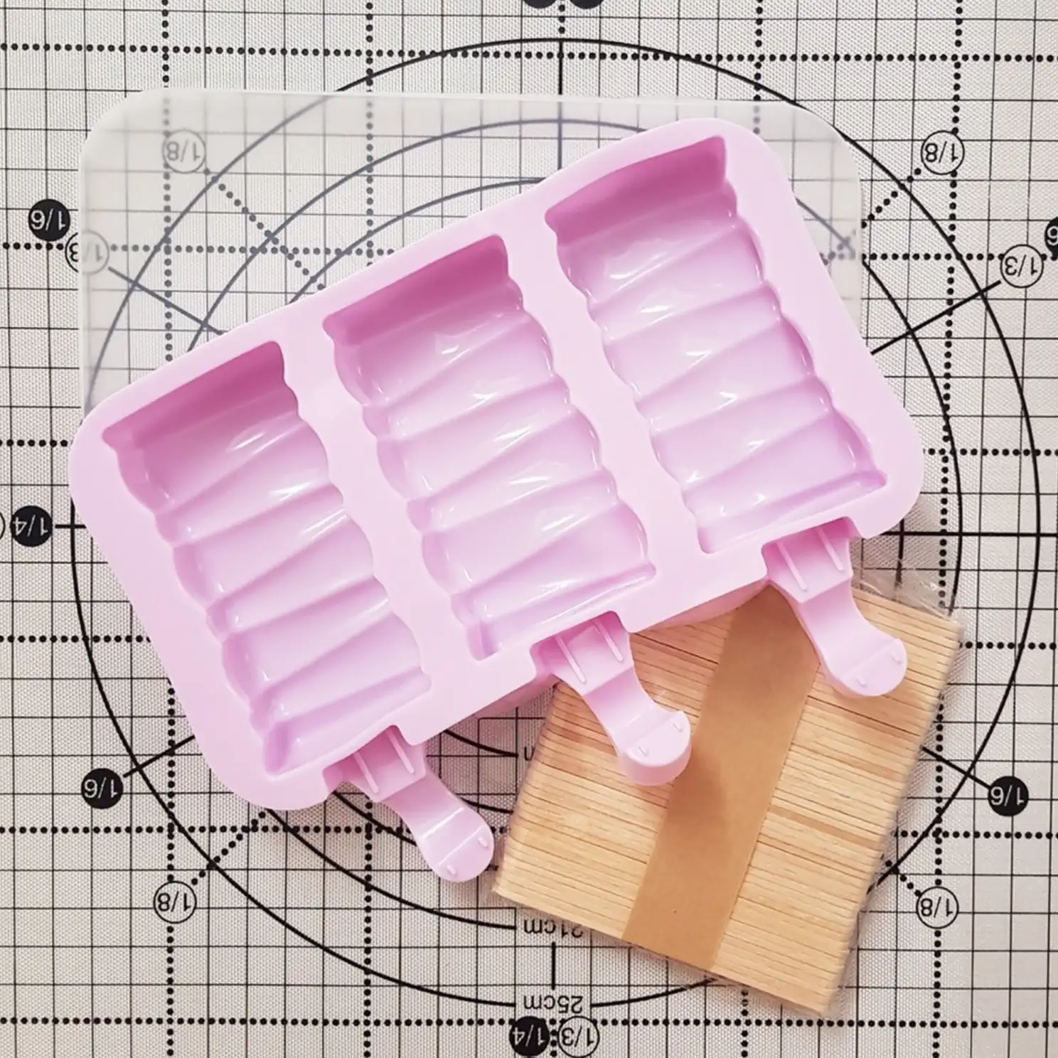 Szilikon jégkrém és fagylalt készítő forma – Hullámos - Image 4