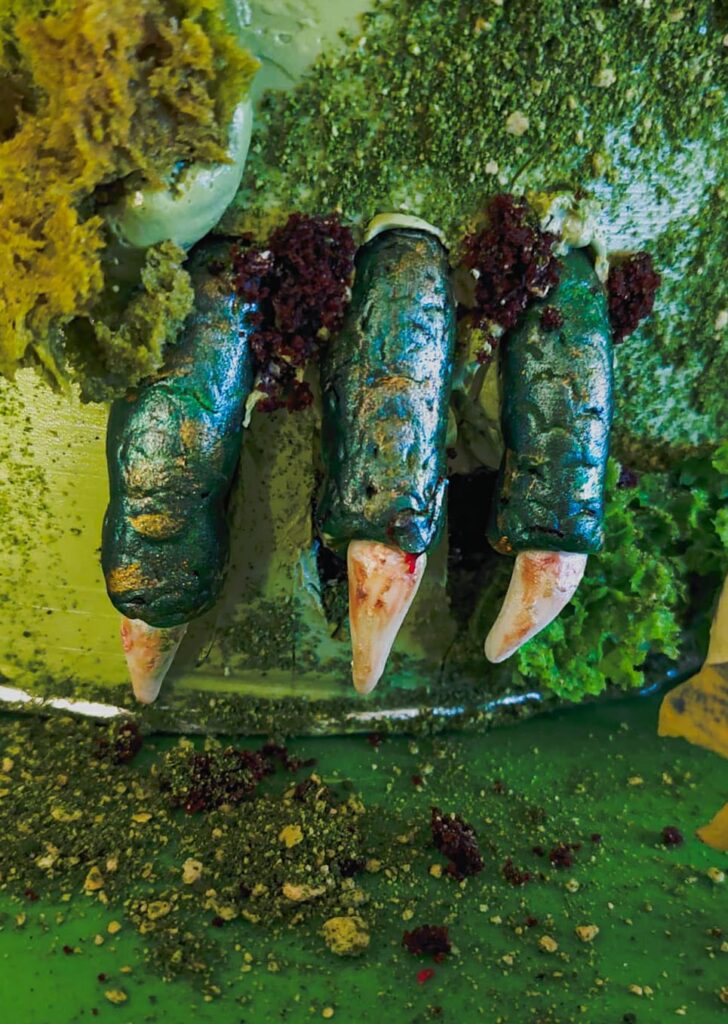 Dínó Torta Díszítése