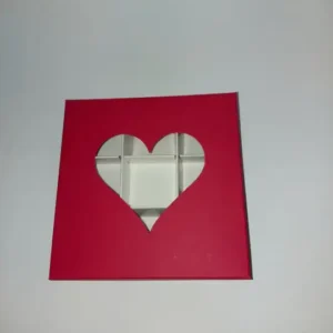 Piros szíves bonbon doboz – 9db-os