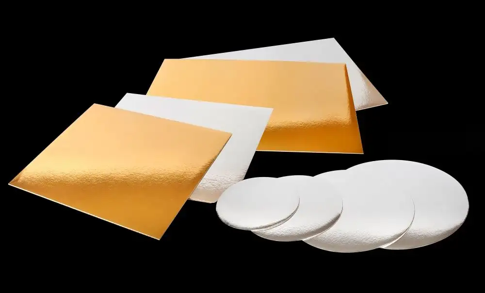 Tortaalátét Standard kollekció 30 x 40 cm arany